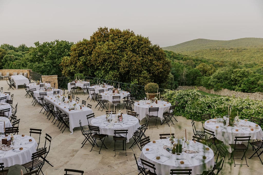 Repas de mariage sur la grande Terrasse © C.Pélut